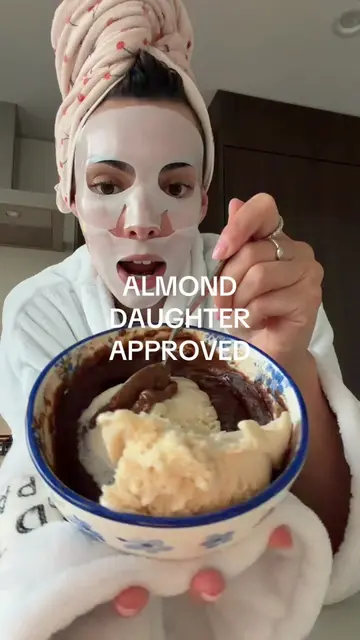 I look scary af but my dessert was top tier #almonddaughterapproved #proteindess