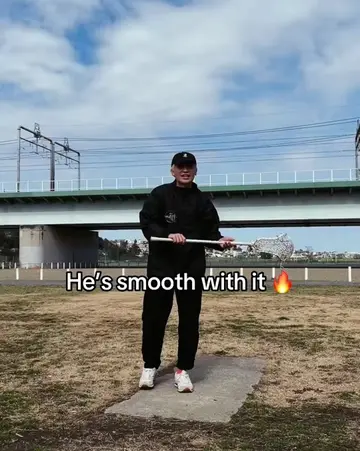 Woah 😯 (via jun_chiguyama/IG) #lacrosse #illusion #skill 
