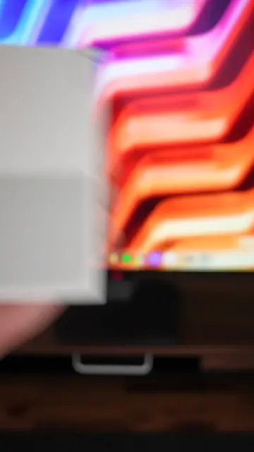 Unboxing Apple’s new polishing cloth 🧤✅