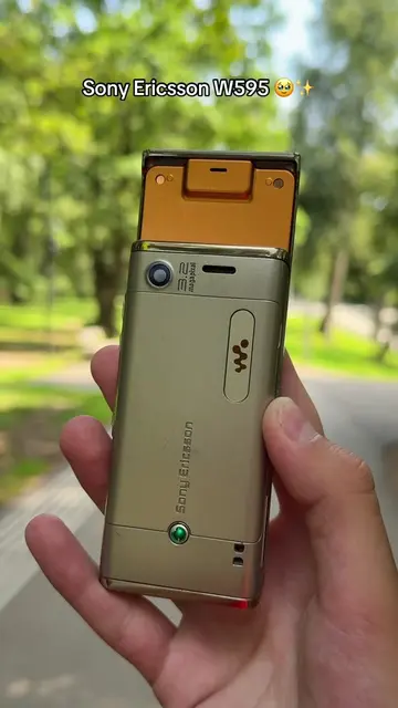 Sony Ericsson W595 🥹 #oldphone #oldphones #2000snostalgia #2000sthrowback #sony