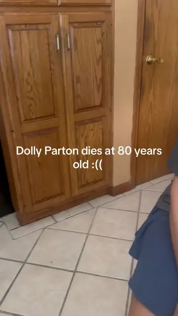 Reaction to the news of Dolly Parton’s death🙏🏻🕯️#dollyparton #rip #news #reac