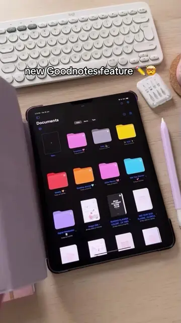 NEW Goodnotes feature alert! 🥹💗 We can now align objects perfectly in just a f