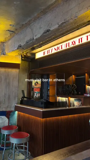 A must-visit bar in Athens, Greece 🍸🇬🇷 Ideal Bar is a classic Athens spot for
