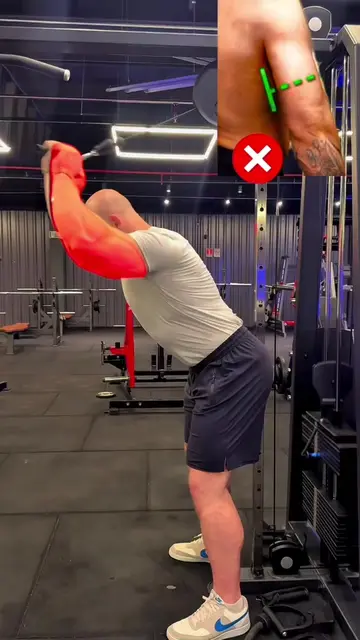 Fix your form ✅ #triceps #workout #fitness #gym #GymTok 