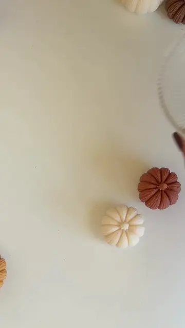 How to make a Greek Yogurt Candle 🥣🍯🤎 — step by step! Because apparently I ca