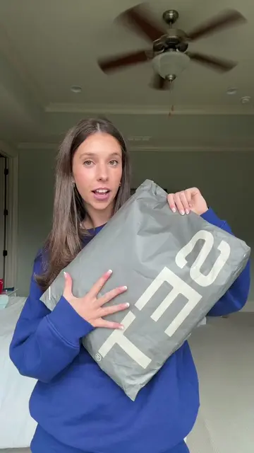 GUYS SET IN THE WILD IS COMINGGGG I REPEAT #setinthewild #setactive #activewear 