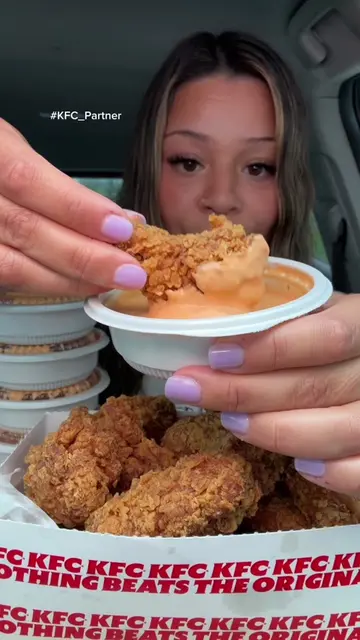 The Hot Ranch Big Dip + Double Crispy Hot Wings = a match made in heaven 🔥🍗❤️ 