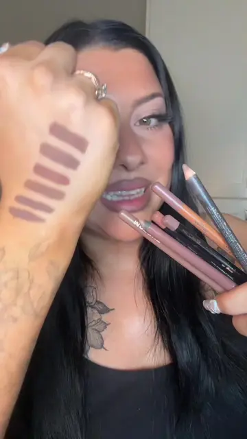 Replying to @mj ☀️ comparing @Haus Labs the edge lip liner in shady linen to oth