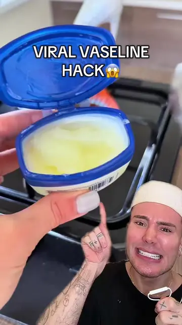VIRAL VASELINE HACK!😱 Credit: @Elena LIFEHACKER Tipps #lifehackvideo #lifetips 
