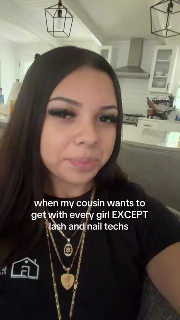 so useless i swear #cousin #nailtech #lashes #ayyymarilyn #funny 