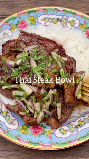 Better than takeout!! 🥩🌿 Thai Steak Bowl – Bold, Flavorful & Satisfying! 🍚🔥 