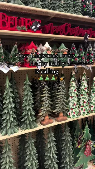 So many cozy Christmas finds at Hobby Lobby🎄I seriously want everything this ye
