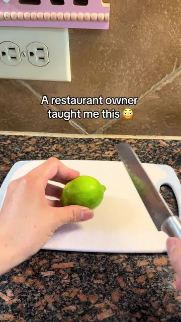 The best way to get rid of cockroach 🪳 #LifeHack #mosquito #cockroaches #kitche
