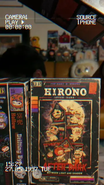 Let’s unbox the Hirono After Dark series! 🦇 Dare I say this is one of POP MART’