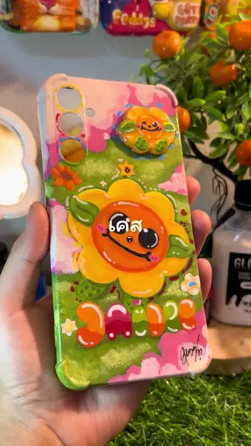 “Custom phone case เคสมือถือที่ไม่เหมือนใคร!!! “ เรื่องราวน้องใจดี บนบทเพลงอันสด