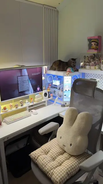 surga dunia AKHIRNYAAA #pc #pcgaming #desksetup #setup #whitesetup 