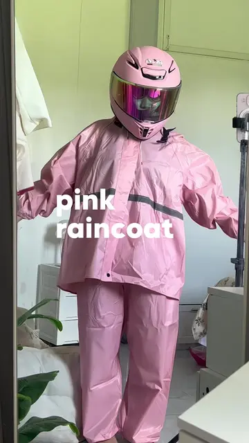 rainy day essential for riding out 🌧️🩷 this pink raincoat is cute AND practica