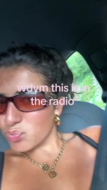 OMGGGGG #radio #resonance #2000s #tuscan 