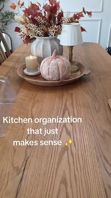 These trash bag dispensers keep every roll neat, contained, and easy to grab! I 