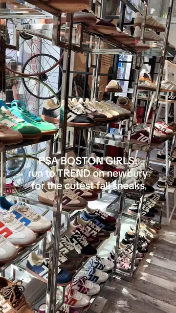 obsessed with all these BACK 70s!!  #back70 #fallstyle #bostonshopping #newburys