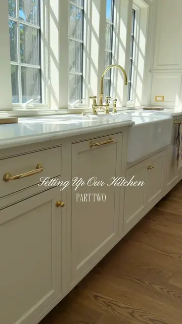 Part two of setting up our kitchen 🫶 Details in bio 🤍 #kitchenorganization #or