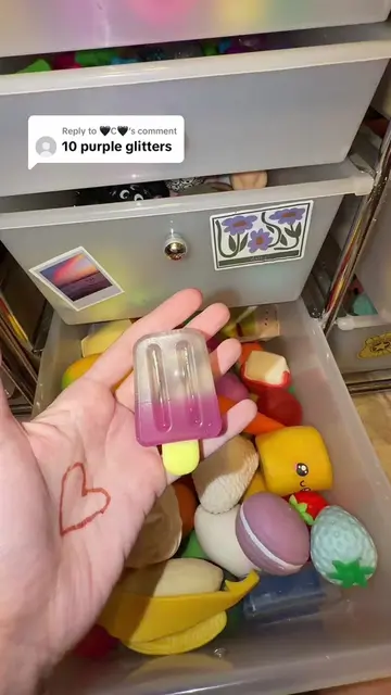 Replying to @🖤C🖤 10 purple glitter!!  #fidget #xyzbca #satisfying #popit #need