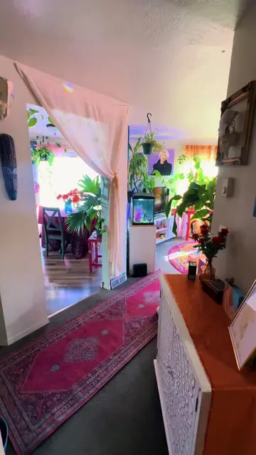 Love this unique angle 🌻 #homedecor#dopaminedecor#colorfulhome#whimsy#apartment
