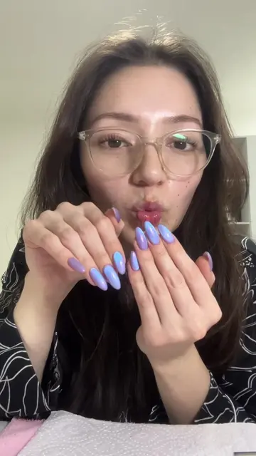 Me encantó el ojito de gato 🤩 es el tono Arctic blue (MY241) de @born pretty #e