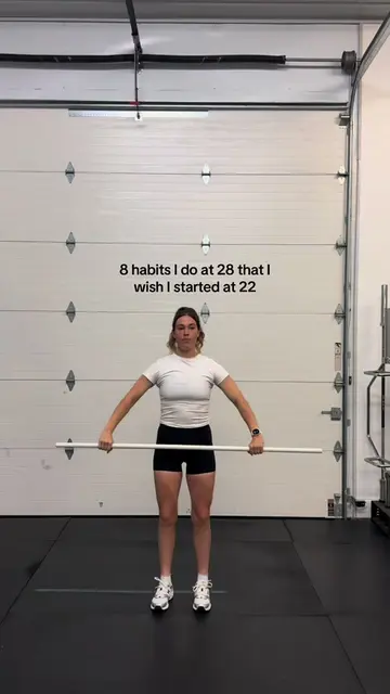 8 habits I do at 28 that I wish I started at 22  1. Strength trained intentional