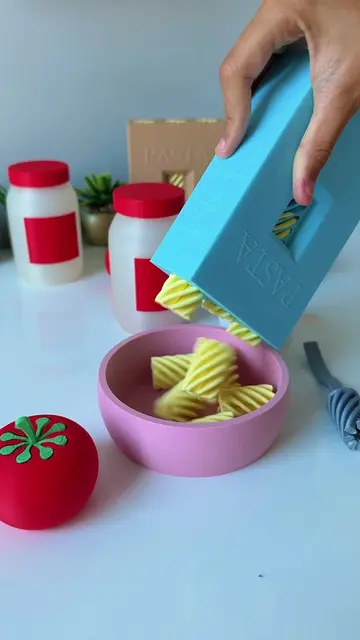 Our 3D printed pasta playset comes with the cutest little details for pretend pl