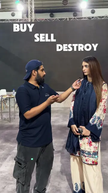 Fizza Magsi takes on the Buy, Sell, Destroy quiz at PakWheels New Wheels Expo La