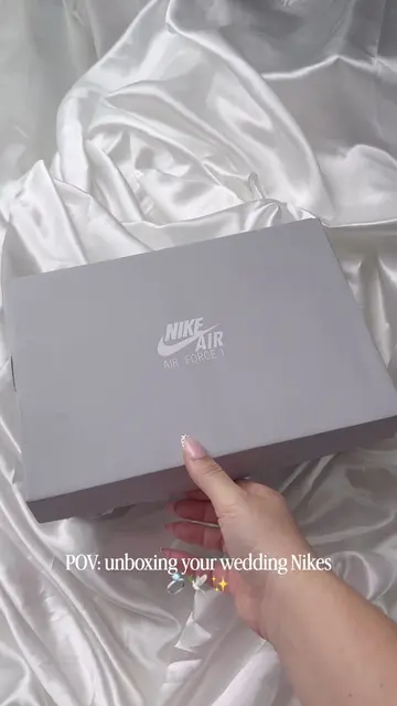 do you need a pair?🤭👟🕊️⛪️💌✨💍 #nikes #weddingshoes #brideshoes #custom #snea