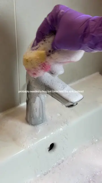 Probably needed a hug but bleached the sink instead😌💗#cleaningmotivation #Clea