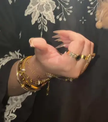 ✨ POV: Your hands needed a little luxury 🤍💍 Would you wear this? 👀 DM to orde