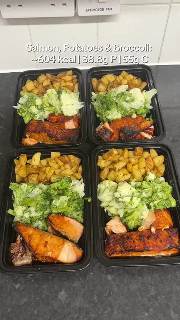 Salmon, Potatoes & Broccoli  A simple, high-protein meal prep for 4 days 💪🏾  ~