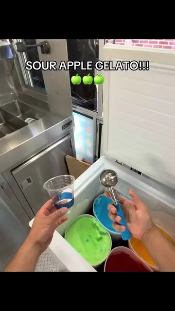 Would you try a sour apple gelato? #sour #apples #banana #fruits #funny 