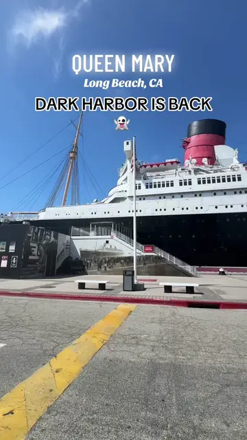 If haunted houses are your love language… don't skip this one. 🖤👻 Dark Harbor 