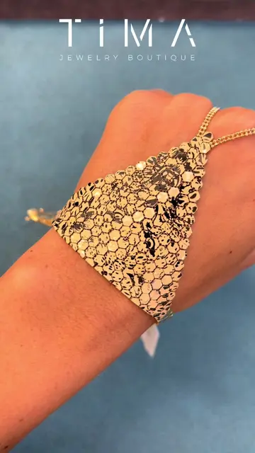 Pieces made to adorn your hand beautifully ✨ #timajewelryboutique #gold #jewelry