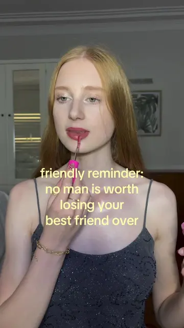 Always remember “SISTERS BEFORE MISTERS !!” #friends #bf #bsf #dating #fyp 