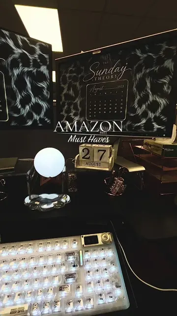 Happy Monday 🖤🩶🤍 #amazonfinds #acrylicdesk #blackandwhitedesk #fyp #SundayThe