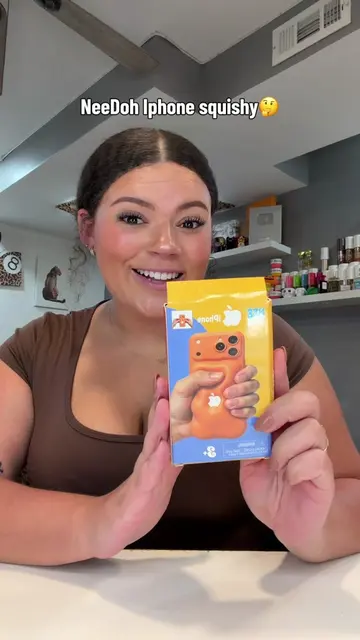a NeeDoh Iphone squishy omg🤔😭 #squishy #needoh 