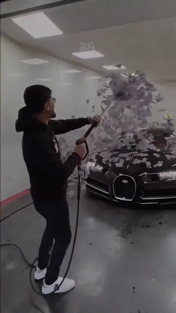 Obsessed With Money 🧠💸 #wealthylifestyle #success #rich #billionaire 