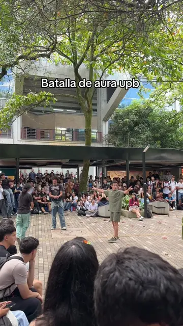 Batalla de aura upb jajajajajajajaja, que es estoooo  #batalladeaura #aura #upb 