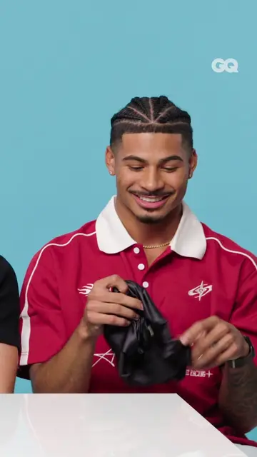 To everyone who spent the summer asking for #SincereRhea's curl routine: Start w