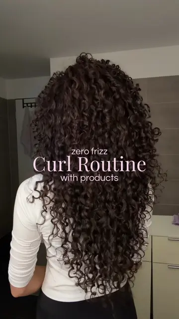 no frizz curl routine 🫰🏻💕  Products used ⬇️ 1. Garnier leave in 2. Balea mous