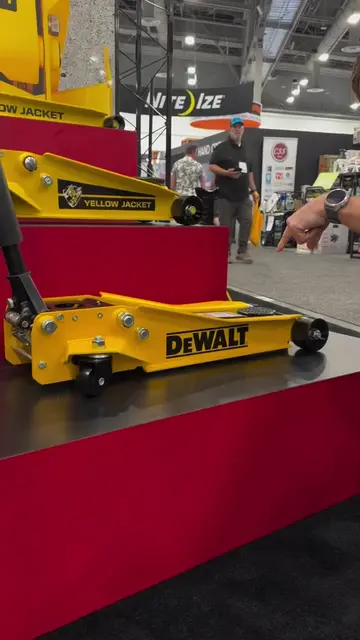 Modular floor jack design. I like it a lot. Dewalttough Floor Jacks coming #mech