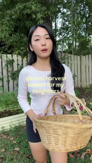 a farewell harvest basket for my neighbors 🥹 #gardening #gardenharvest #harvest