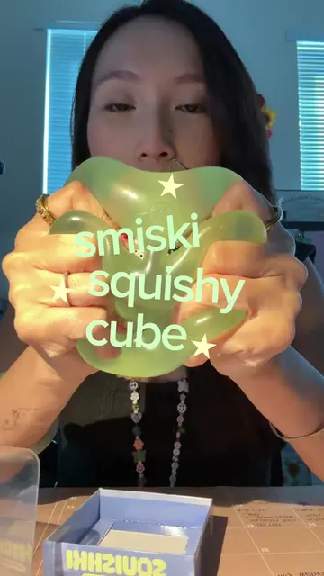 smiski squishy cubes !!! 💚🩵 I was generously donated some squishy cubes from @