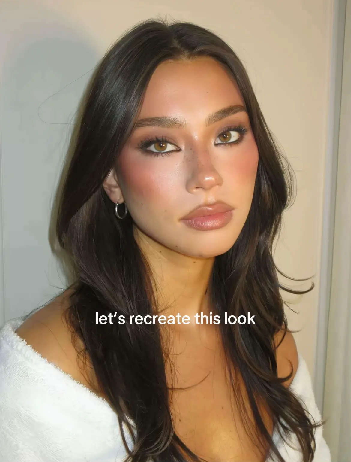 let’s recreate this toasty fall glam