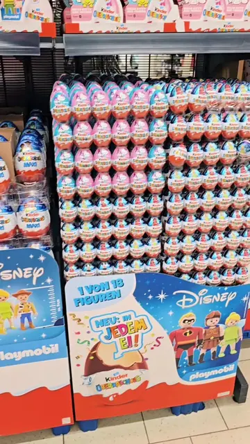 🤯Run don't walk!!!🍫🥚 Kinder Surprise Disney Playmobil and Sanrio Hello Kitty 